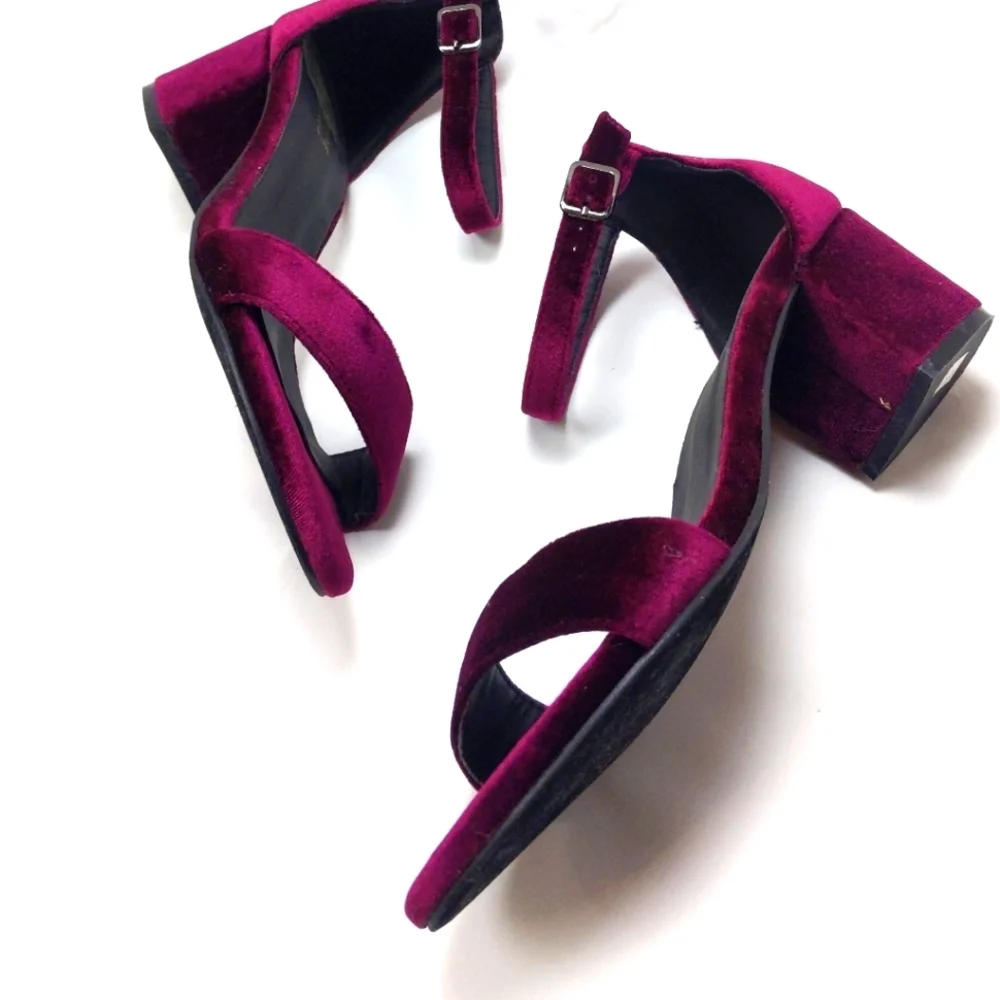 🆕🌿VELVET CATHERINE MALANDRINO HEELS🌿 - Picture 5 of 8